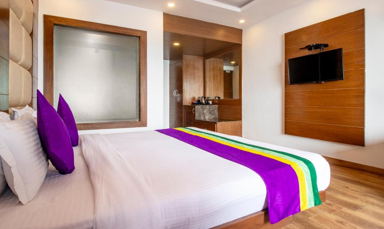 Treebo Premium Queen Of Hills Near Mall Road Mussoorie Εξωτερικό φωτογραφία
