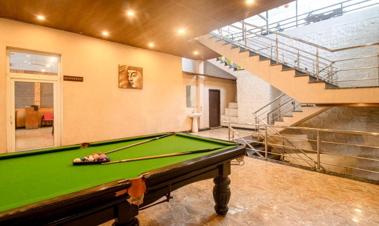 Treebo Premium Queen Of Hills Near Mall Road Mussoorie Εξωτερικό φωτογραφία